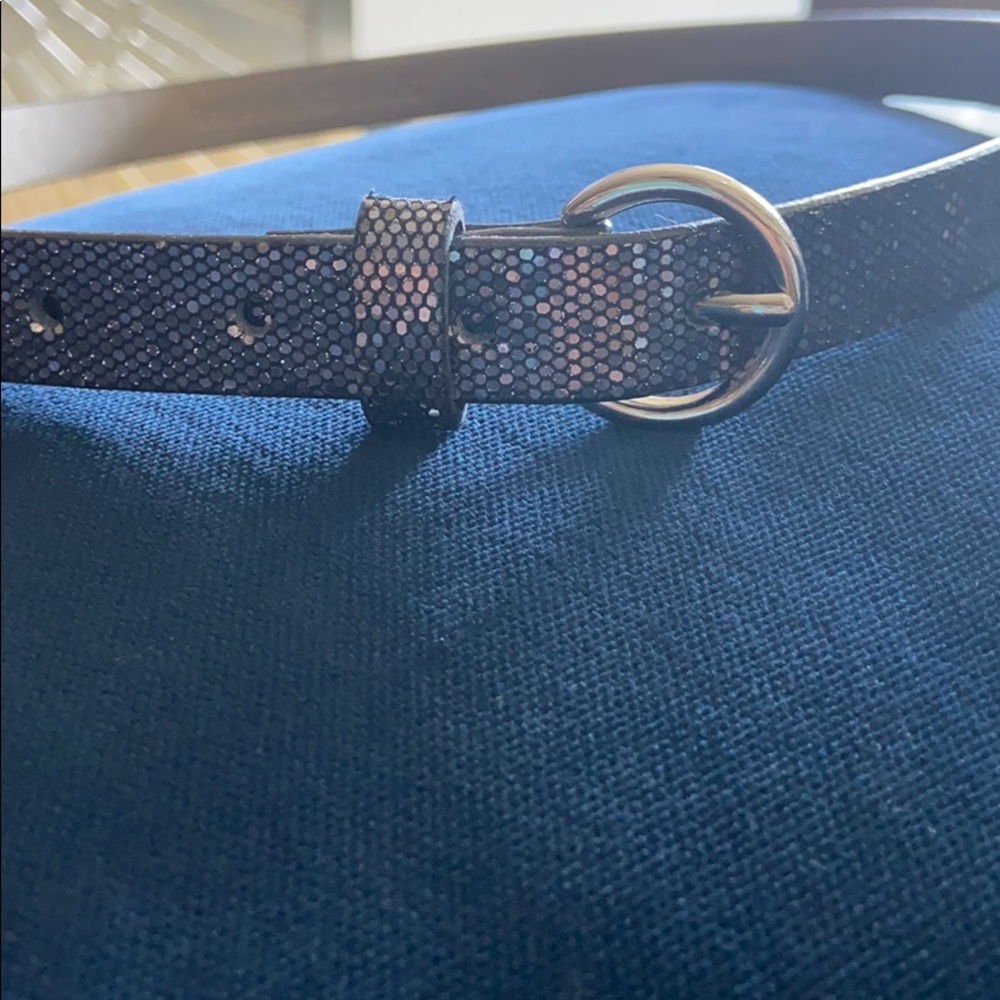 Silver/blue women’s belt, size M